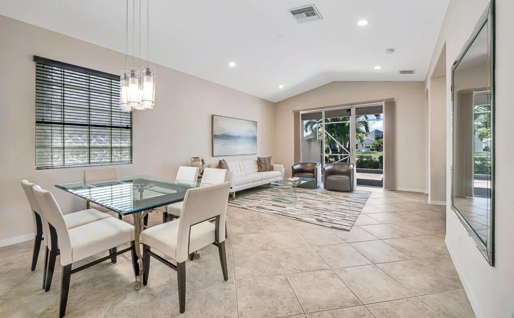Photo of 8202 Bellafiore Way
