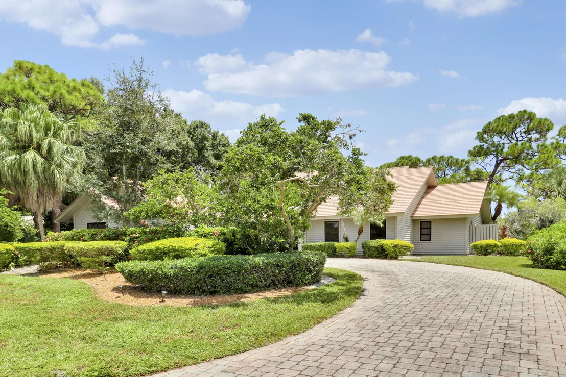 Photo of 6245 SE Mariner Sands Drive