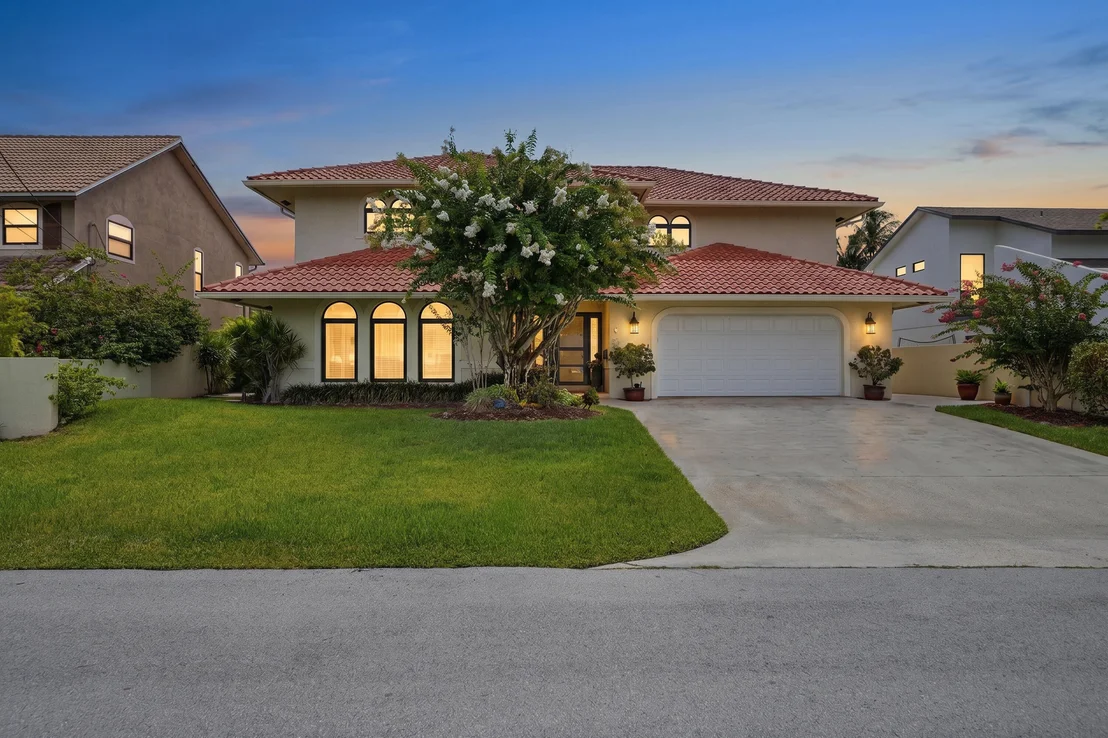 Photo of 370 SE 13th Avenue