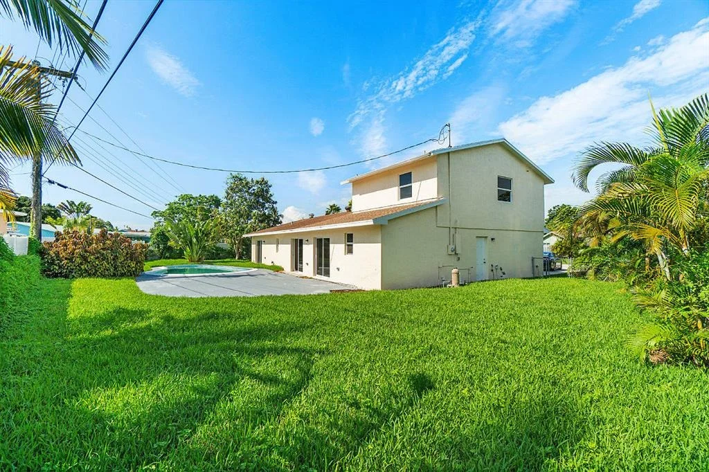 Photo of 667 Eagle Circle