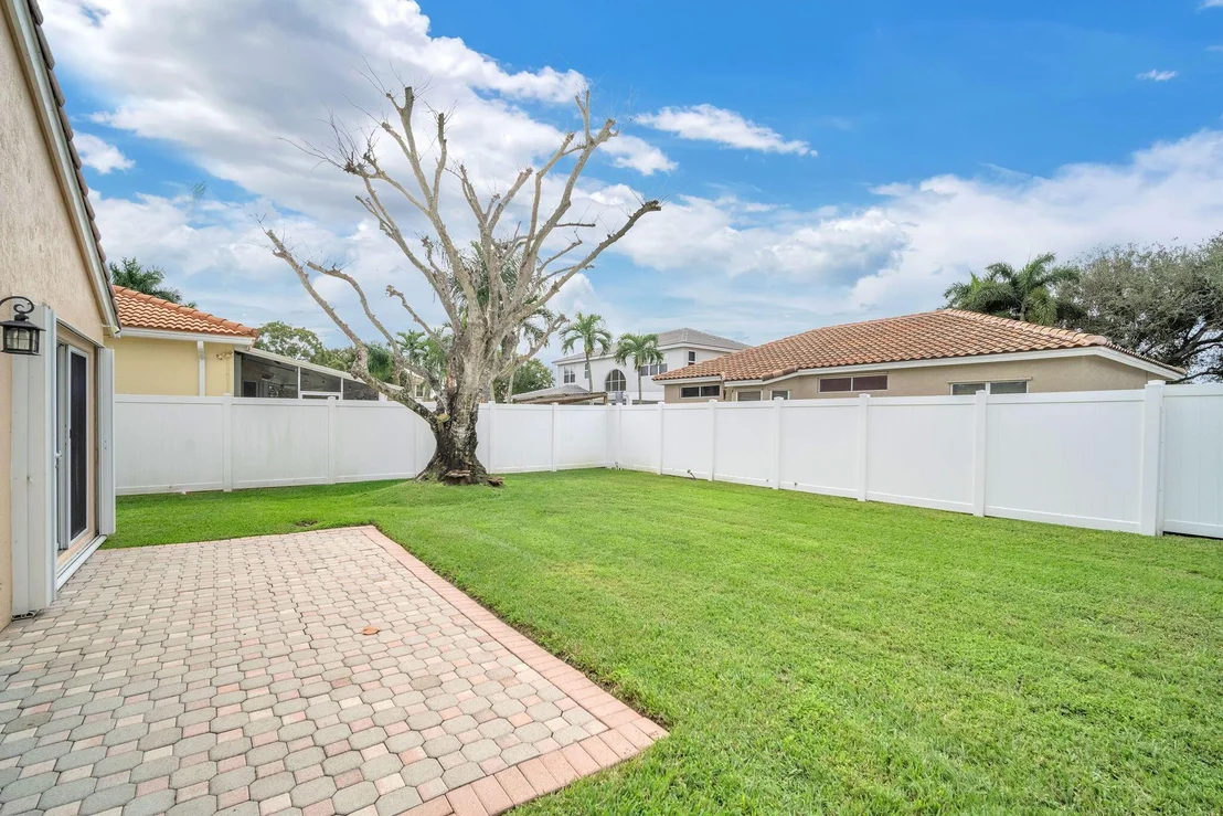 Photo of 5997 Las Colinas Circle