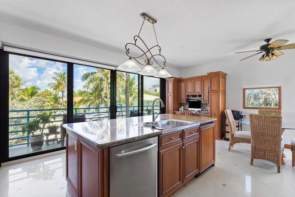 Photo of Unit 1 at 370 Mercury Road