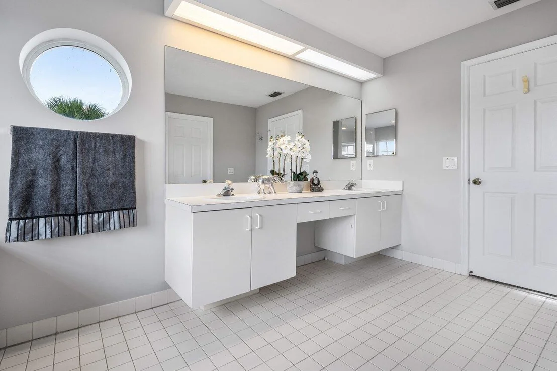 Photo of 18051 Clear Brook Circle