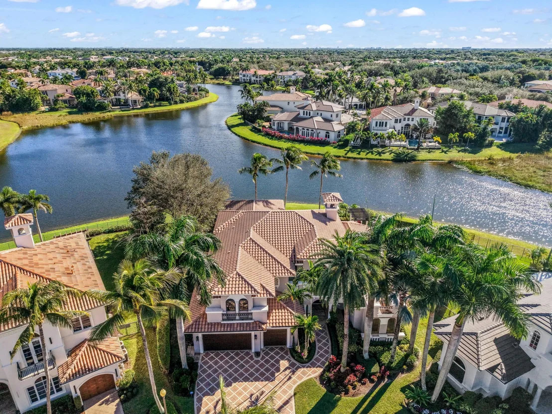 Photo of 17602 Middle Lake Drive