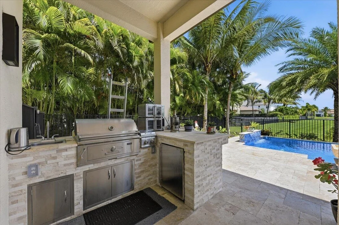Photo of 9769 Bozzano Drive