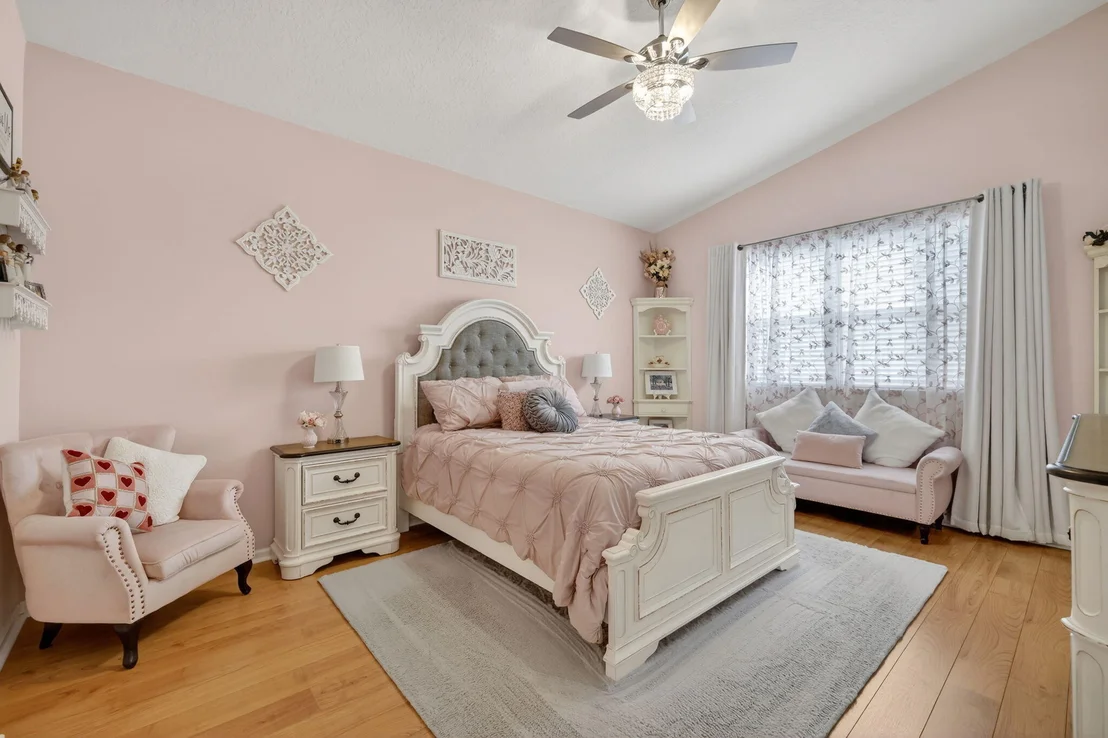 Photo of 357 NW Springview Loop