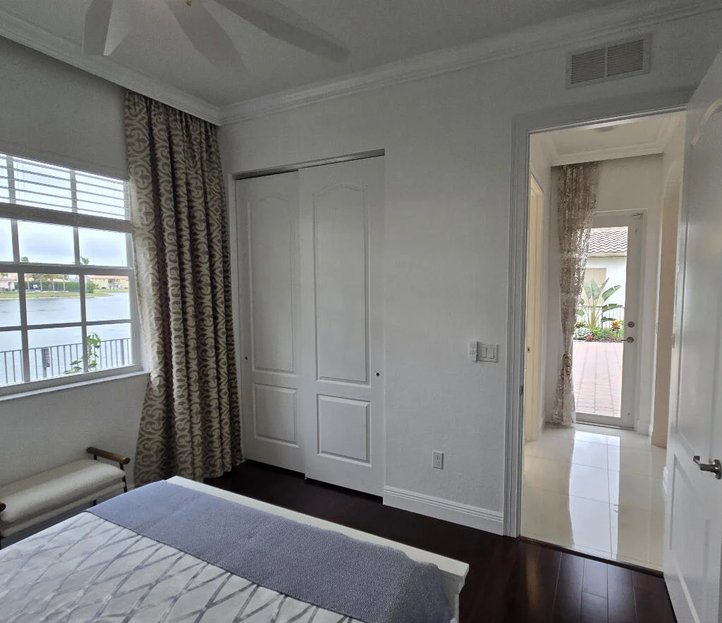 Photo of 10311 Peninsula Place