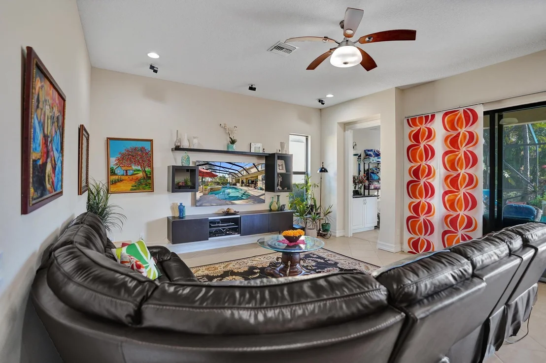 Photo of 16610 Gateway Bridge Drive
