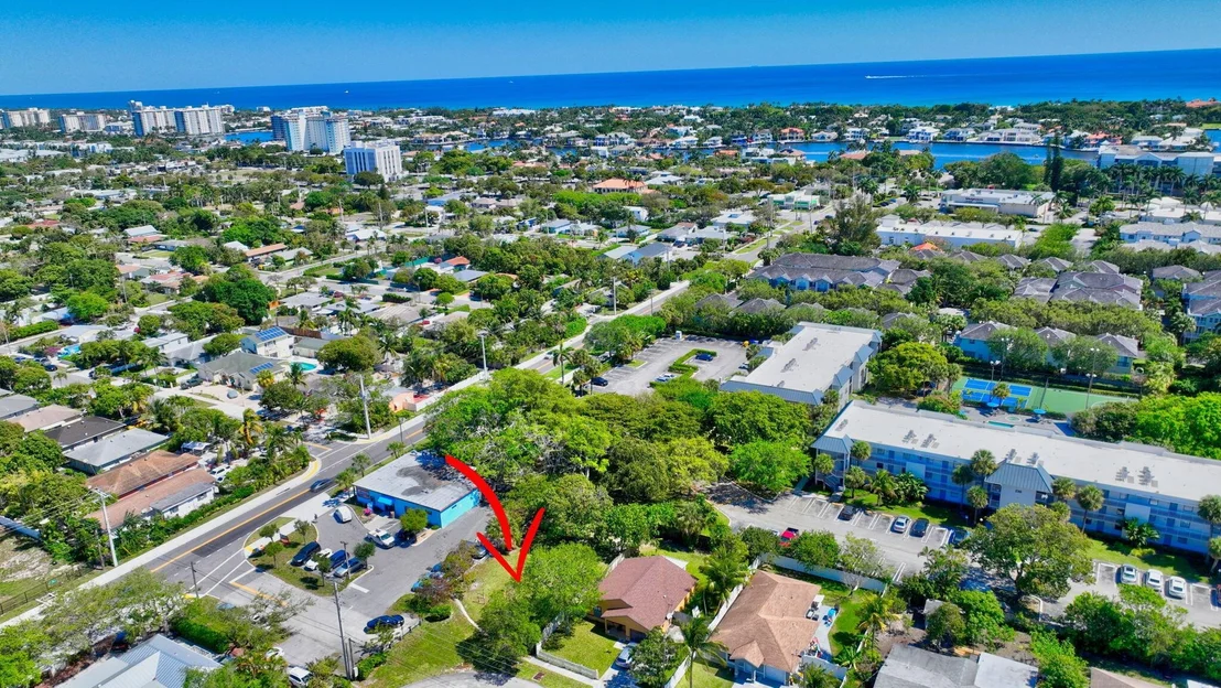 Photo of 1011 Miami Boulevard