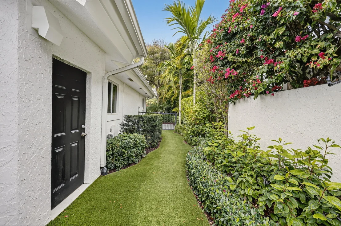 Photo of 167 Regatta Drive