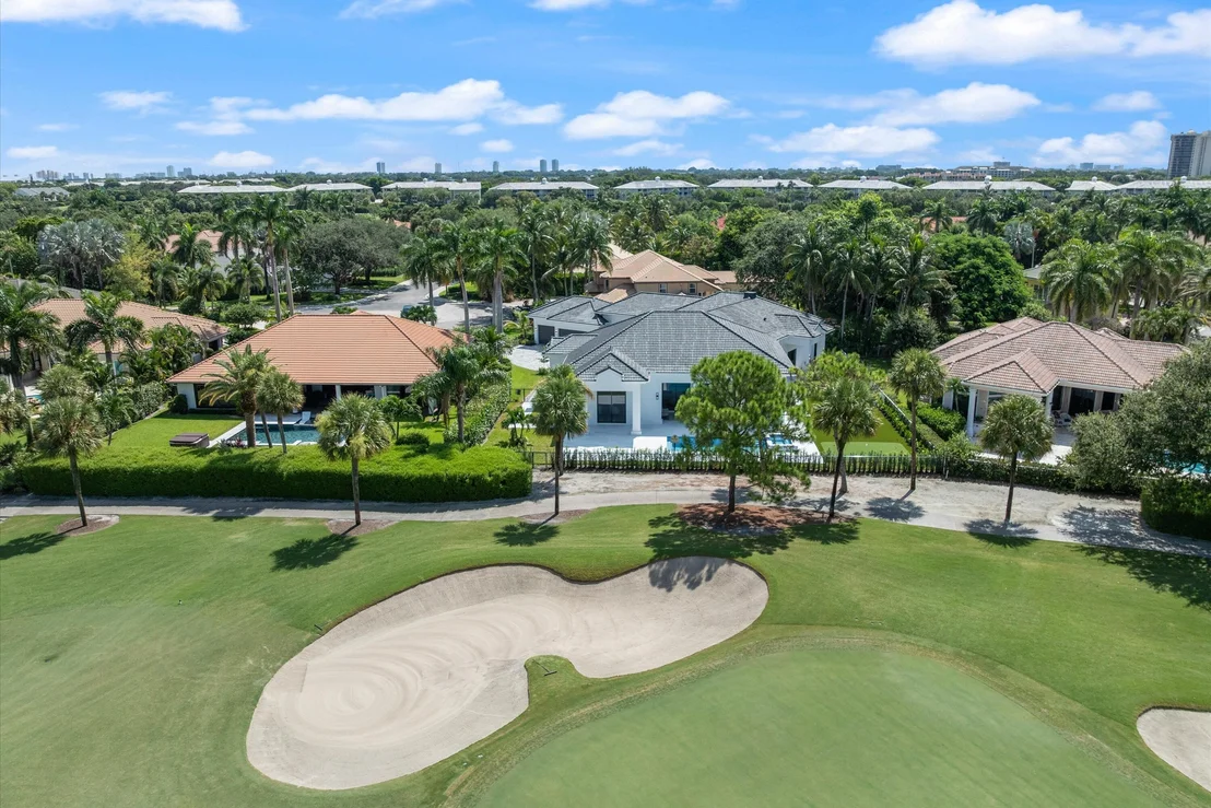 Photo of 2525 Seminole Circle