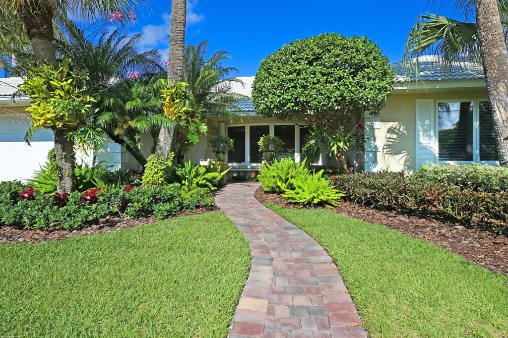 Photo of 921 Hickory Terrace