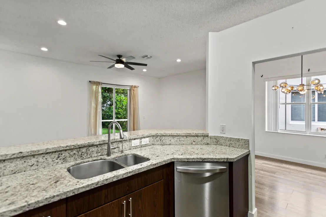 Photo of 1071 Bluewood Terrace