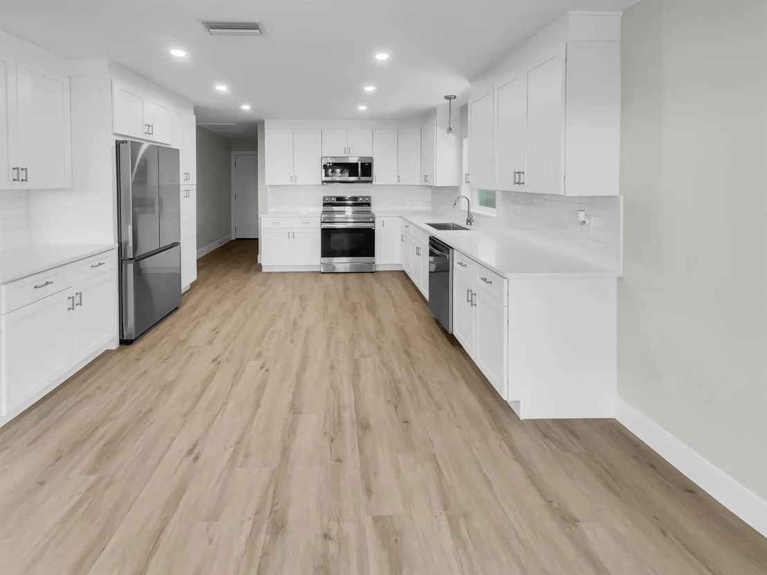 Photo of 1040 NW 16th Street