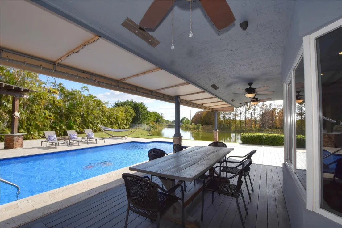 Photo of 6530 Olde Moat Way