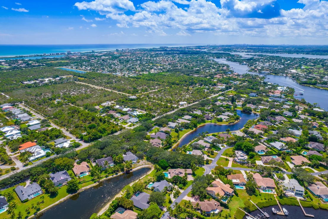 Photo of 18360 SE Lakeside Drive