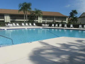 Photo of Unit D at 901 Pinecrest Circle