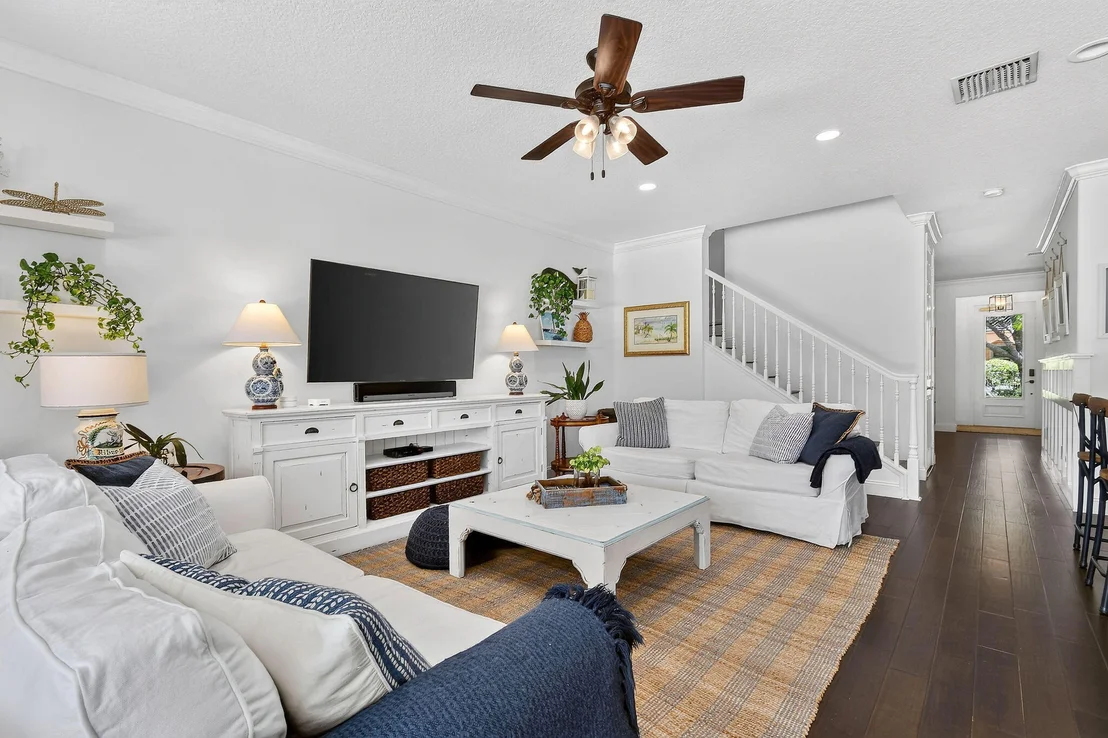 Photo of 350 Caravelle Drive