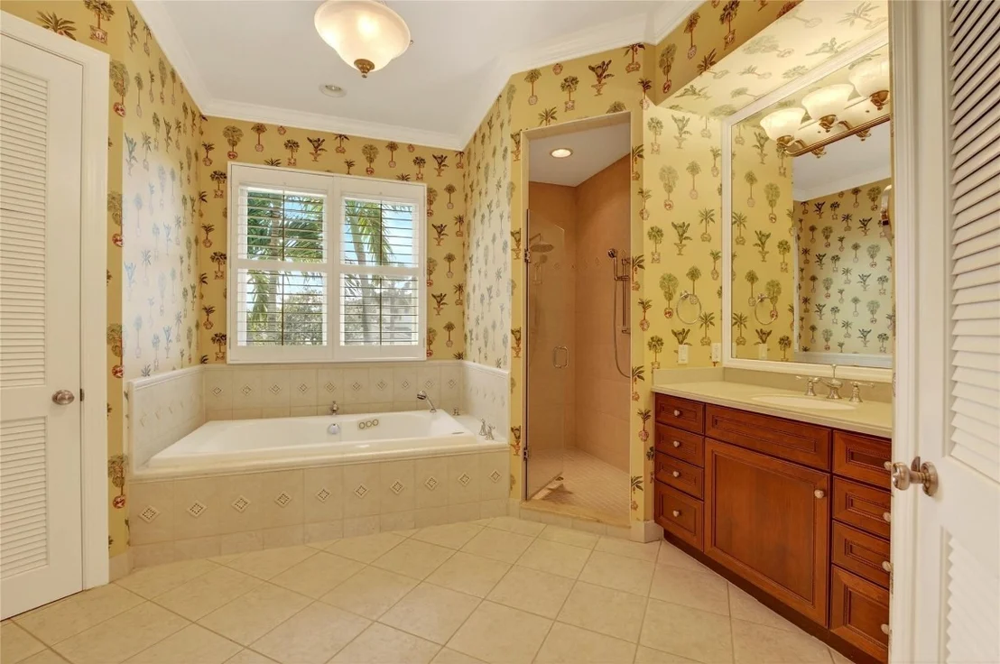 Photo of 505 Tulip Lane