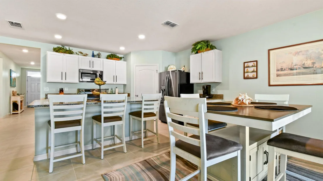 Photo of 1402 Winter Gray Circle
