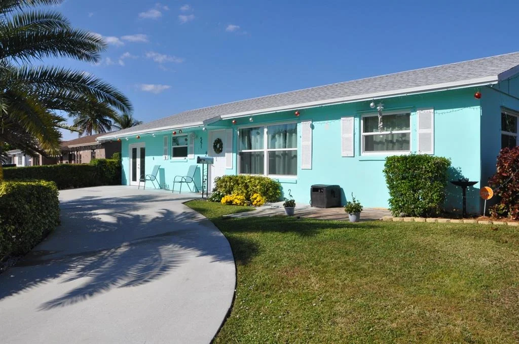 Photo of 551 Teak Drive