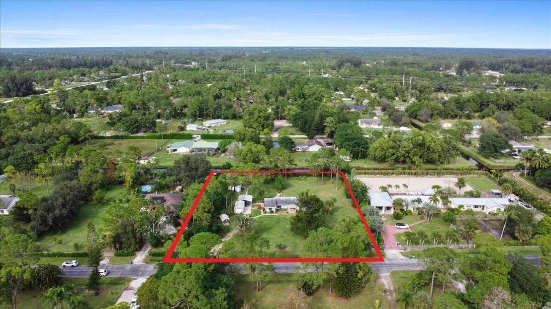 Photo of 12809 Sunset Boulevard