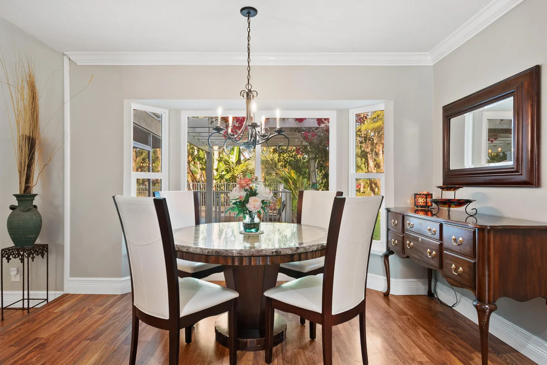 Photo of 965 Whippoorwill Row