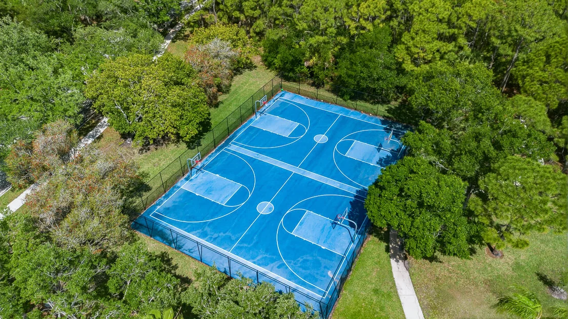 Photo of 7213 SE Magellan Lane