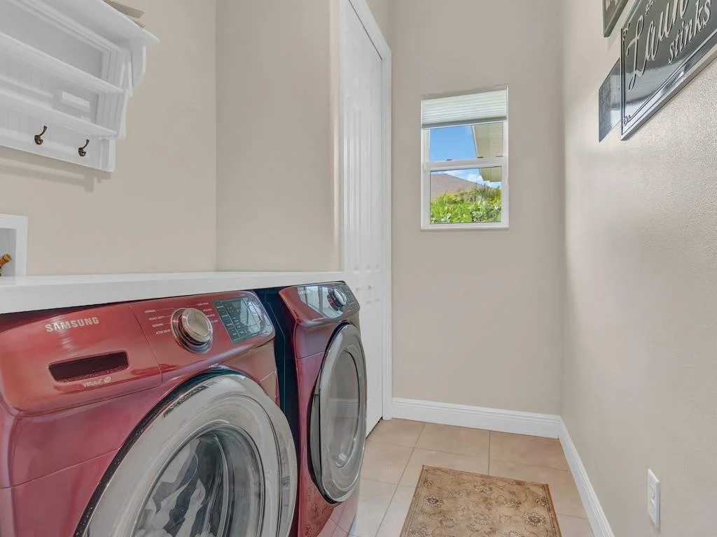 Photo of 8353 Paladin Square