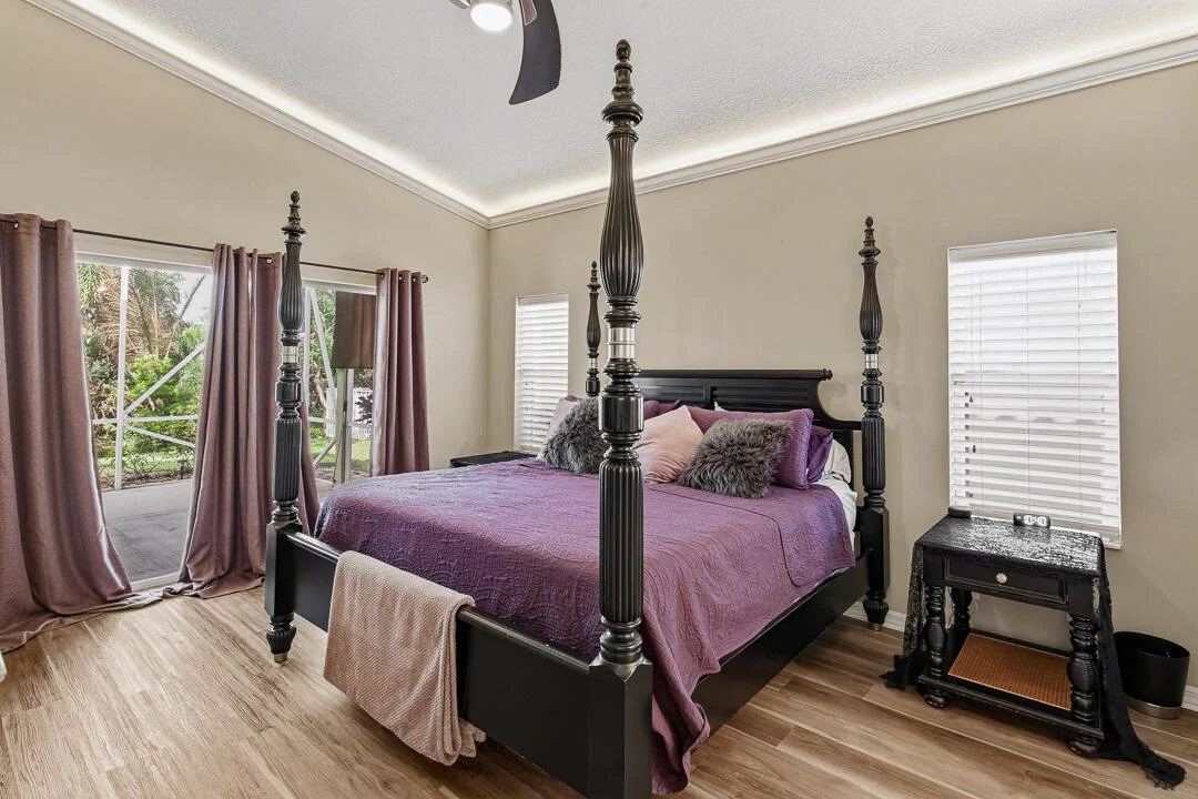 Photo of 7213 SE Magellan Lane