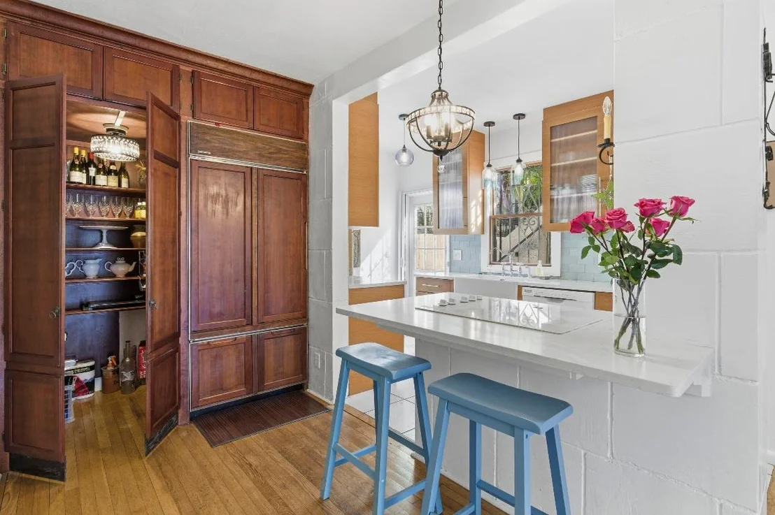Photo of 281 Granada Road