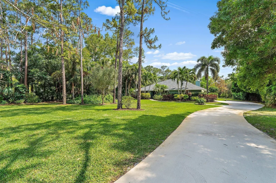Photo of 10226 Trailwood Circle