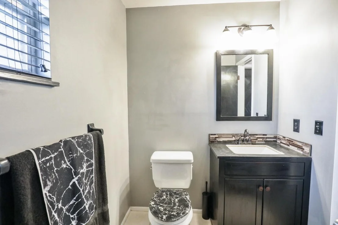 Photo of 6103 Palm Drive