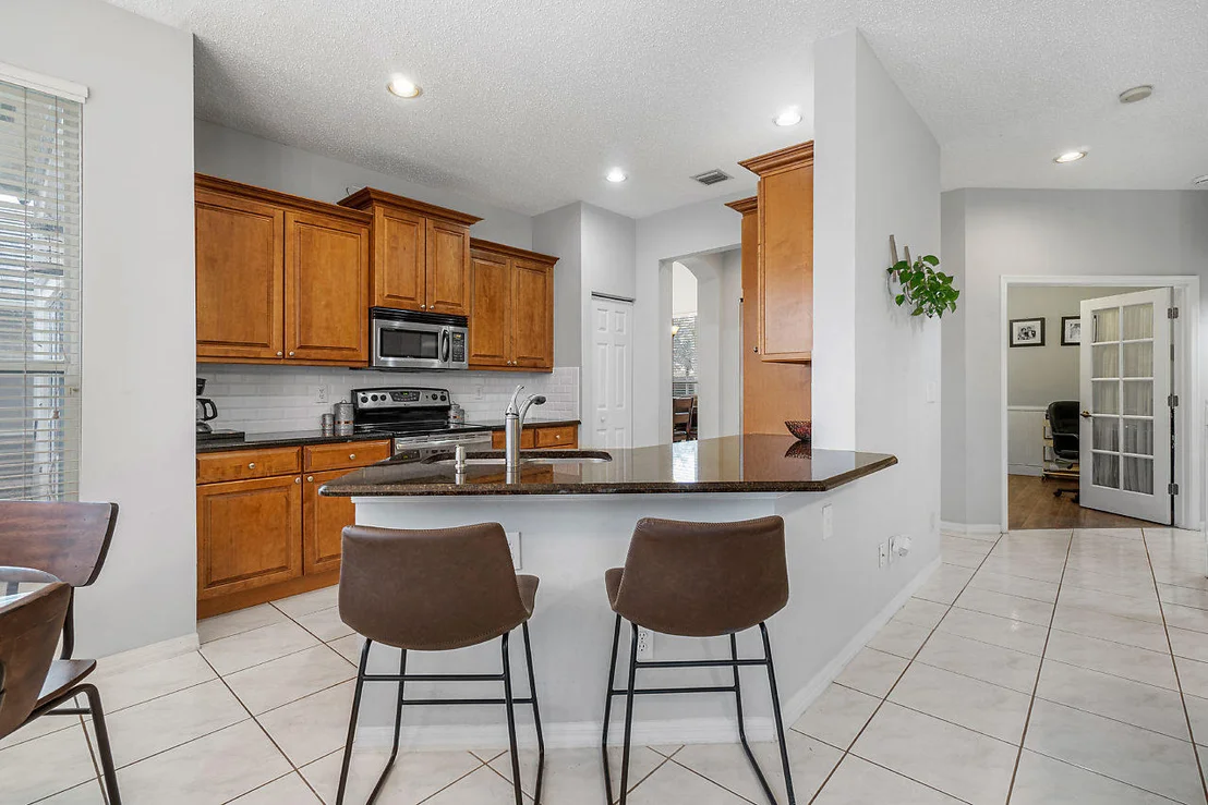 Photo of 7869 Manor Forest Lane