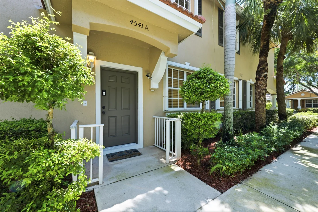 Photo of Unit A at 4541 HIGHGATE Drive