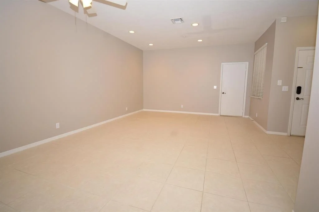 Photo of Unit G at 110 Lighthouse Circle