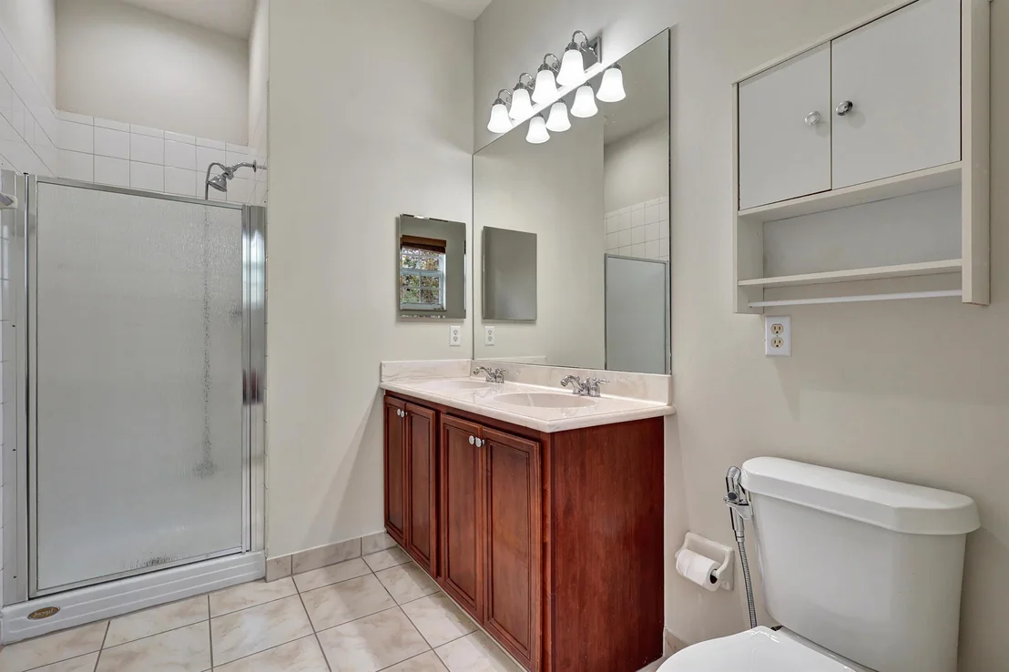 Photo of 143 Midleton Way