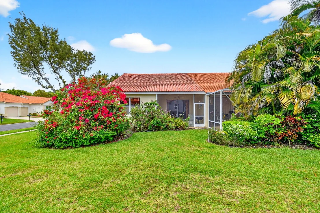 Photo of 6276 Heliconia Road
