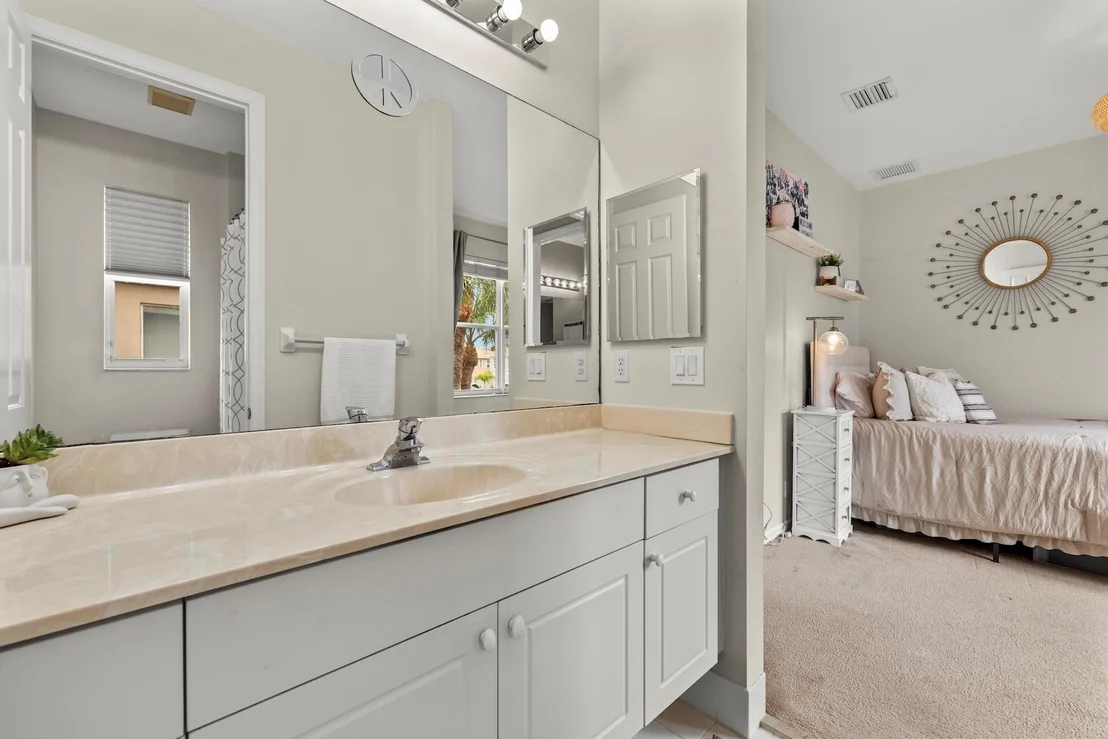 Photo of 1336 Beacon Circle