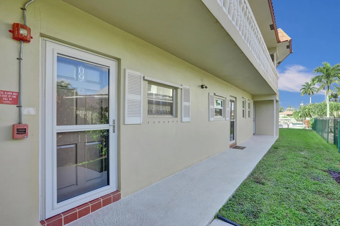 Photo of Unit 109 at 2201 SE 9th Street