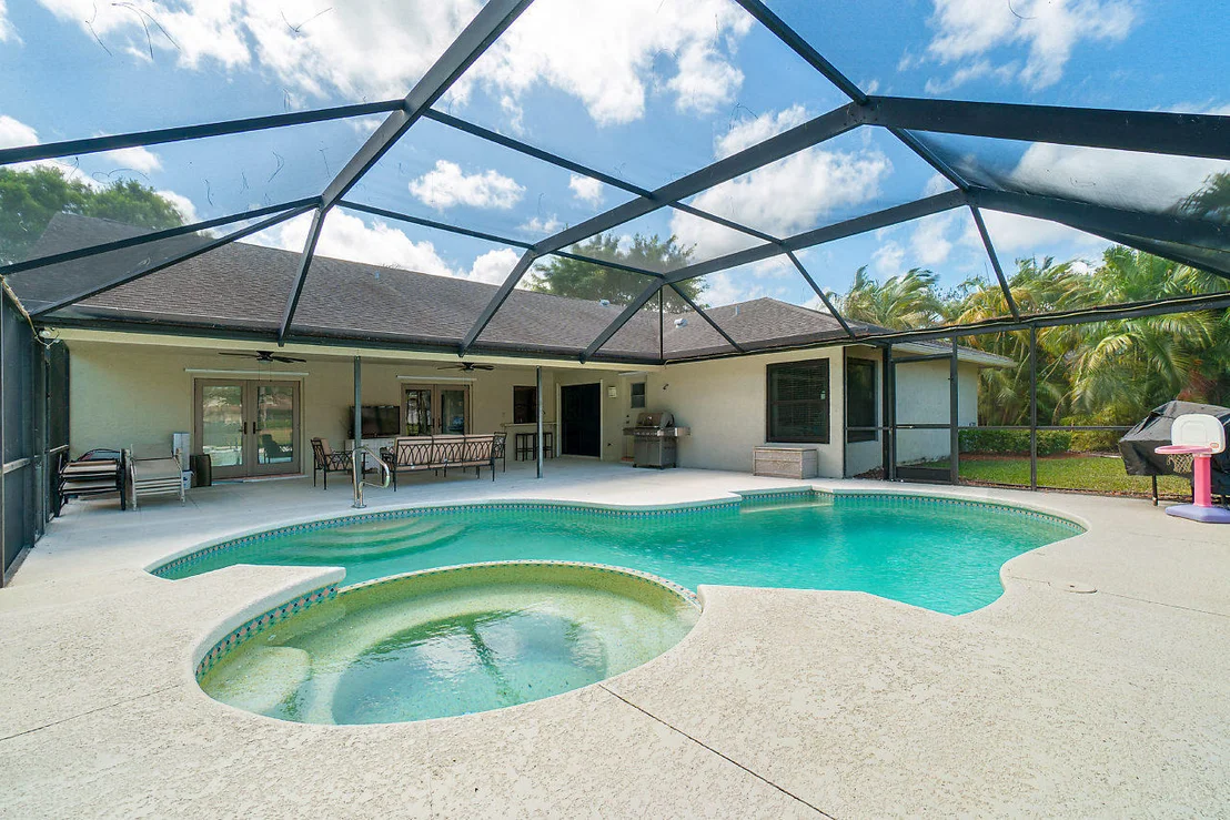 Photo of 772 Juniper Place