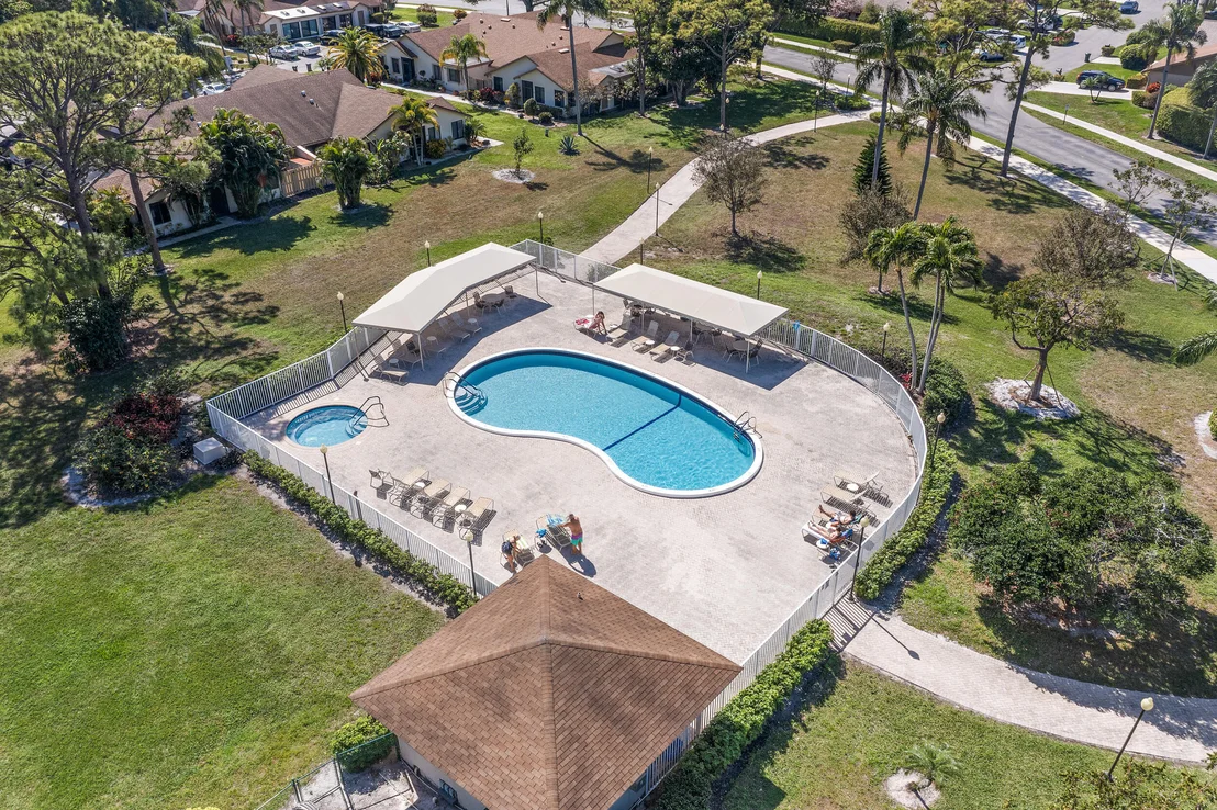 Photo of 2685 Riviera Drive