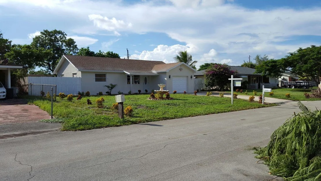 Photo of 6859 Westview Drive