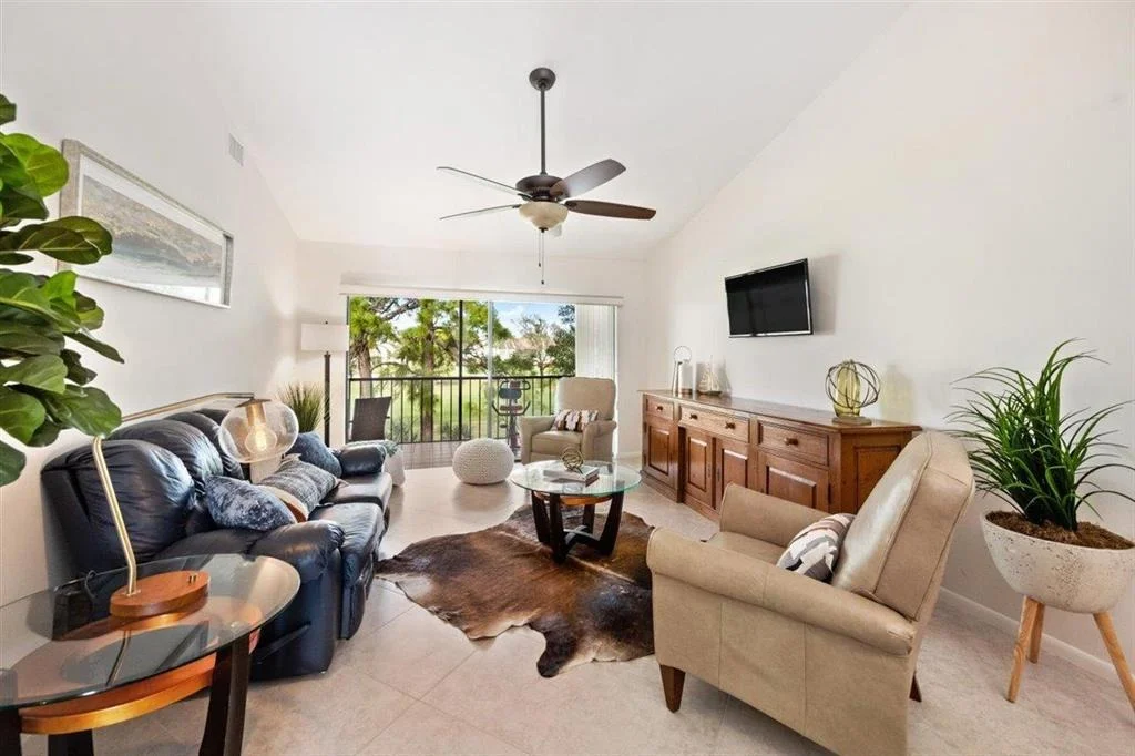 Photo of Unit A at 502 Pinecrest Circle