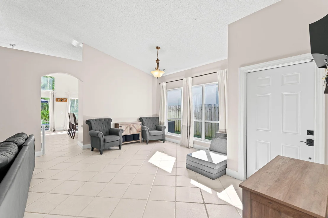 Photo of 7616 Colony Palm Drive
