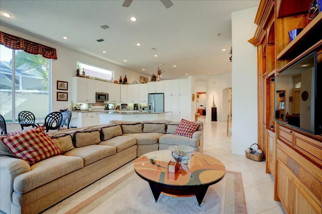 Photo of 4686 Hazleton Lane