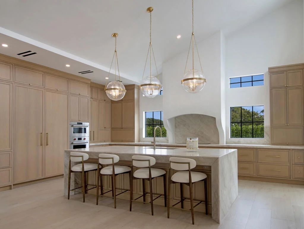 Photo of 4909 PINEVIEW Circle