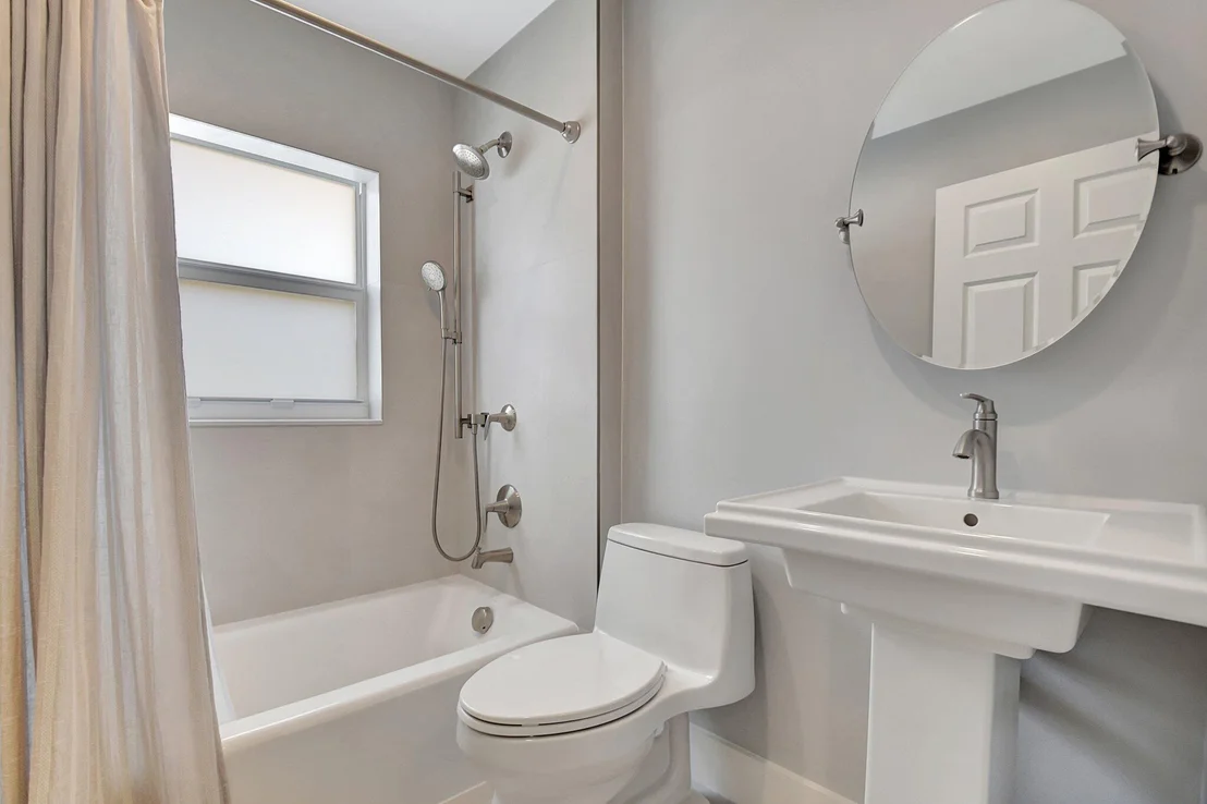 Photo of 8211 White Rock Circle