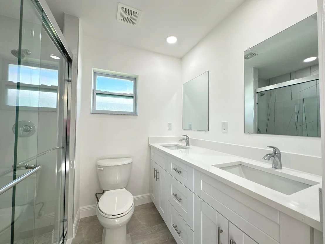 Photo of 4916 Biscayne Drive