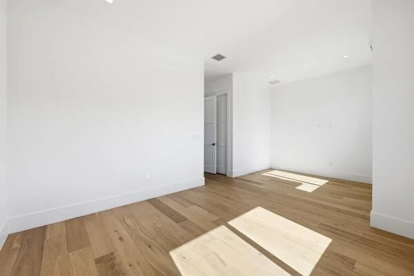 Photo of 18417 Symphony Court